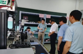 熱烈歡迎湖北省科技廳領(lǐng)導來(lái)公司視察指導工作