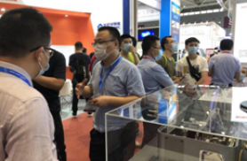 金頓激光攜新品參展第二十二屆中國光博會(huì )